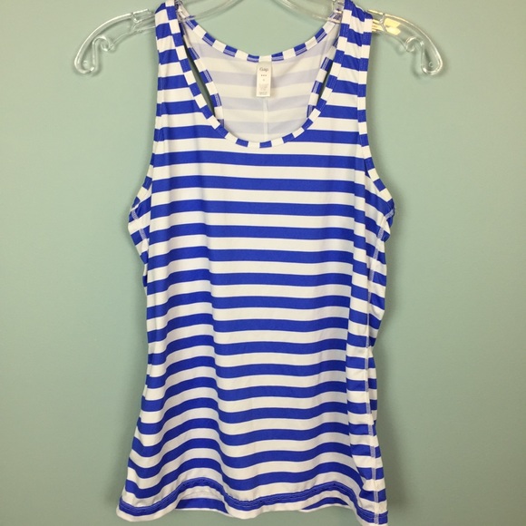 Gap Active Razorback Top - Picture 2 of 5